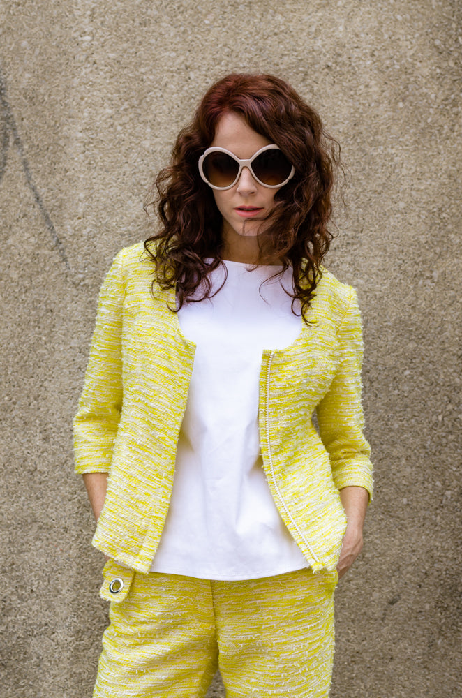 Lightweight Tweed Princess Line 1960's Style Disconnected Collar Jacket