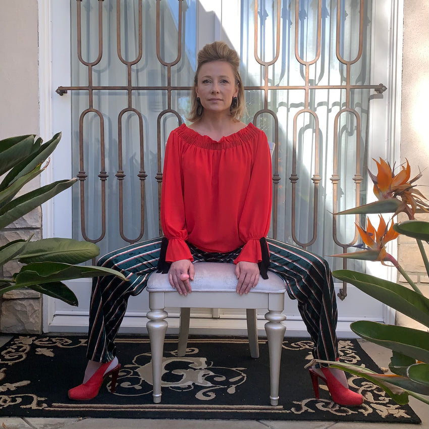 SCARLETT Off-Shoulder Blouse